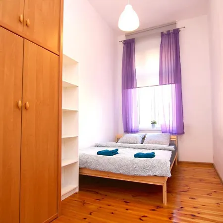 - Ul Poniatowskiego Appartement